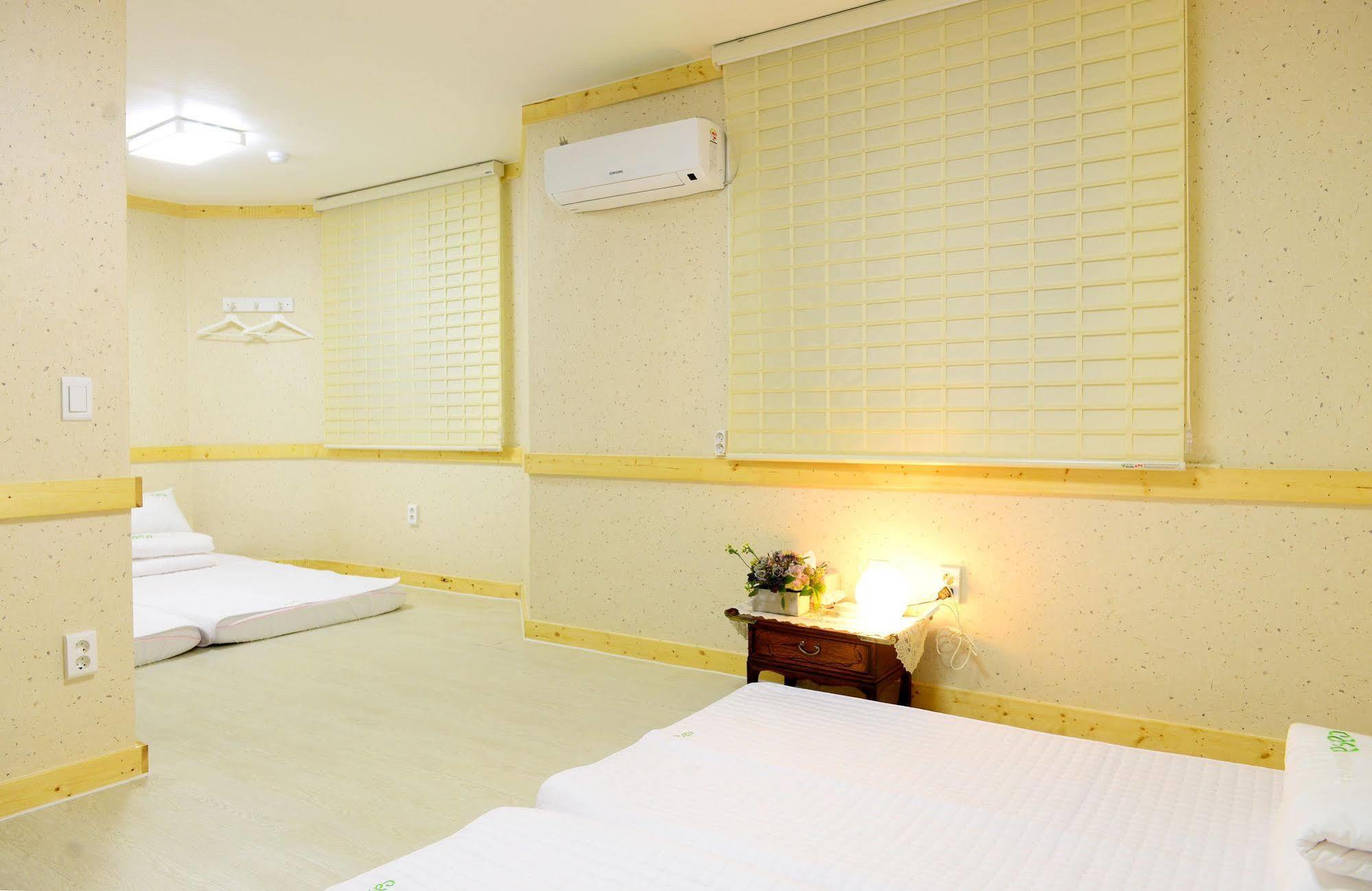 Casa Mini Hotel Gyeongju Bagian luar foto