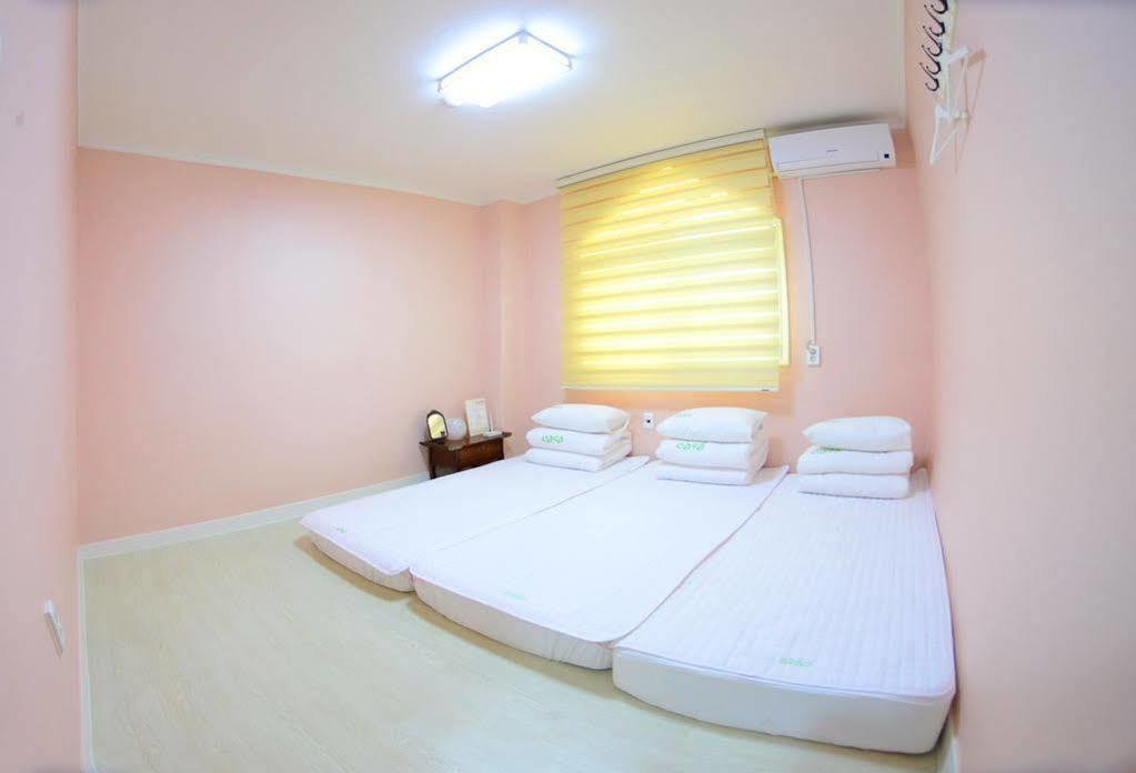 Casa Mini Hotel Gyeongju Bagian luar foto