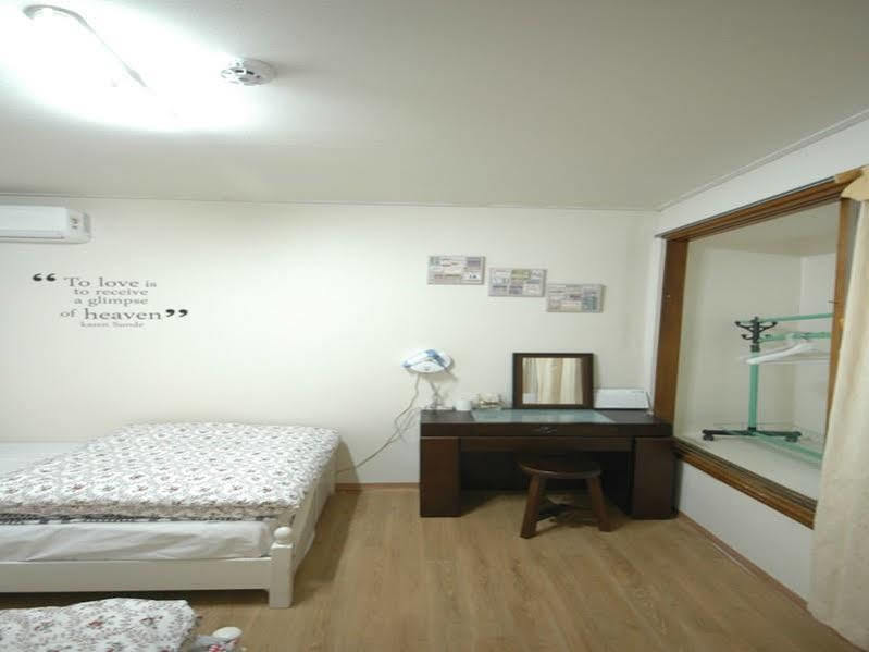 Casa Mini Hotel Gyeongju Bagian luar foto
